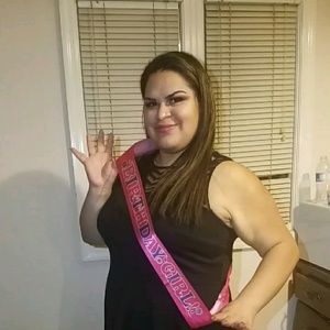 Meet your Posher, Karla